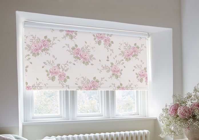 Shabby Chic by Rachel Ashwell Belle Hydrangea (Blackout), Powder Pink - Roller Blind - Image 5